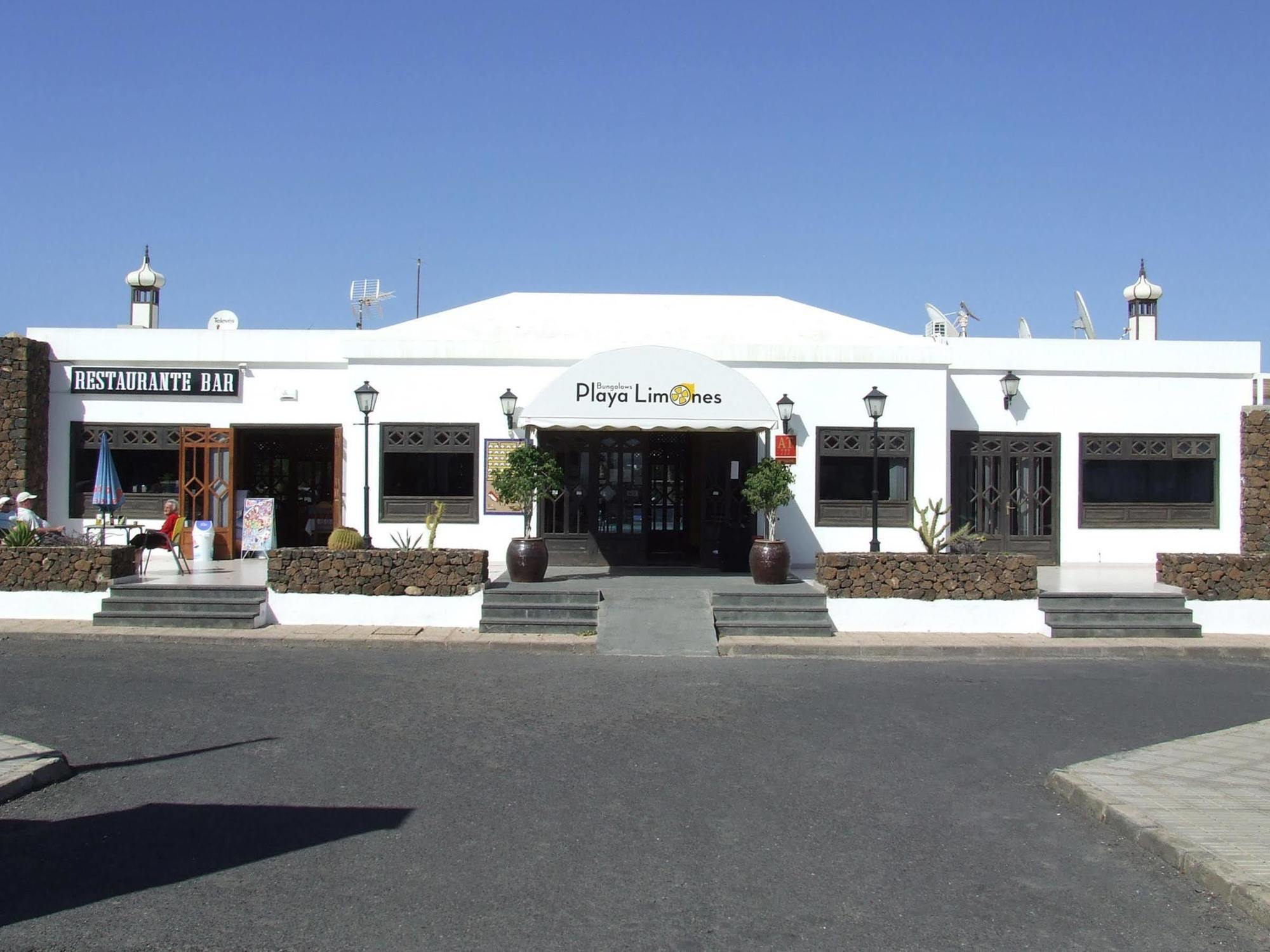 Playa Limones Bungalows Playa Blanca  Exterior photo